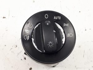 19026458 – 8E0941531A5PR – Light switch