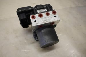 17798046 – 4F0614517AA – ABS Pomp