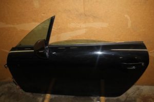 17799406 – 8N0831051C – Portier 2Deurs links