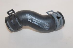 17792590 – 8R0121610D – Kühlerschlauch