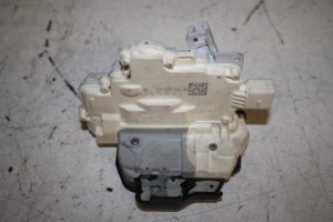 17811819 – 8E0839016AA – Deurslot Mechaniek 4Deurs rechts-achter