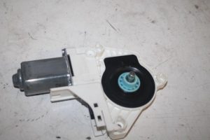 17804251 – 8K0959802B – Door window motor