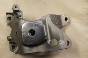 17787383 – 8K0199307AN – Motorsteun