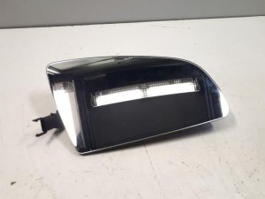 22422777 – 8E0857536AB – Spiegelglas rechts