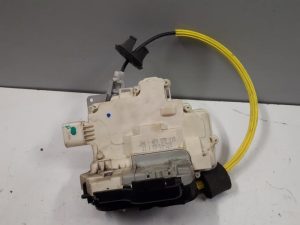 22582048 – 4F0839015 – Deurslot Mechaniek 4Deurs links-achter