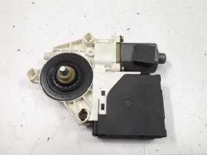 22426915 – 8P4959802G – Door window motor
