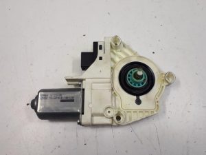 22413965 – 4L0959801B – Door window motor