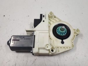 22582116 – 4F0959801F – Door window motor