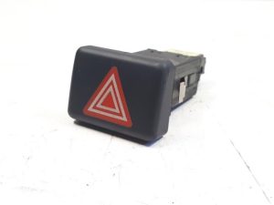 22589281 – 8E09415095PR – Paniekverlichtings Schakelaar