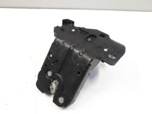 22413932 – 8P4827505C – Slotmechaniek Achterklep