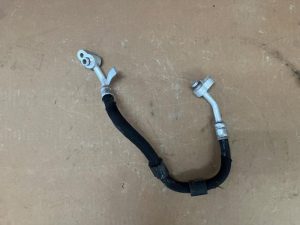 22669188 – 8W0816721C – Airco Leiding