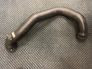 22791576 – 06E906051AB, 8W0145673C – Intercooler Buis