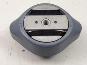 23018047 – 4B0399151M, 2586502009 – Getriebe Halterung