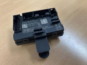 22820564 – 4M0959793H – Centrale Deurvergrendelings Module