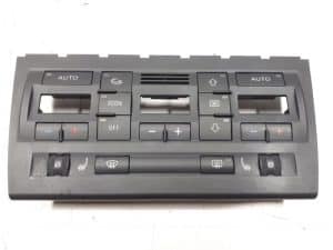 22977984 – 8E0820043BM5PR – Climatronic Paneel