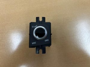 22820846 – 8W1919616 – Radiobedienings paneel