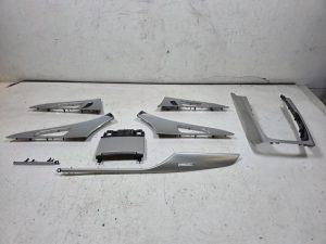 23157642 – 4G1867, 4G0867419AHUR3, 4G0867420AHUR3, 4G0867410BHUR3, 4G0867409AHUR3, 4G1853190CHUR3, 4G1853189AJUR3, 4G0864261BAUR3, 4G0863440BFUR3 – Innenseite Zierleisten Set