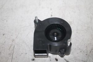 17807970 – 8V0907463 – Headlamp fan right