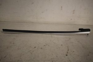 17816790 – 8F0853763B3Q7 – Sierstrip