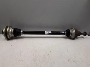 23407145 – 8R0501203C – Antriebswelle links hinten