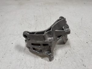 23369590 – 057903143H – Support (miscellaneous)