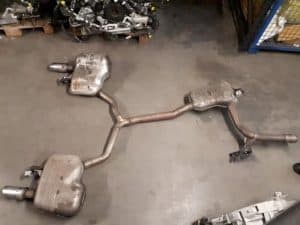 23430166 – 8W7253409E, 8W7253609F, 8W7253610A – Uitlaat Midden+Einddemper