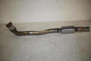 17808163 – 8T0253095 – Uitlaat Voordemper