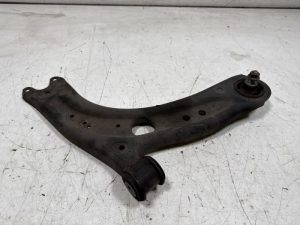 23545798 – 5Q0407152J, 5WA407152, 5Q0407152R – Draagarm rechts-voor