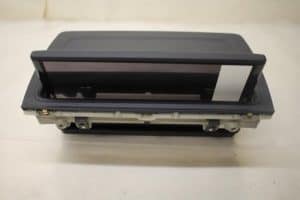 17798569 – 8V0857273M6PS – Support (miscellaneous)