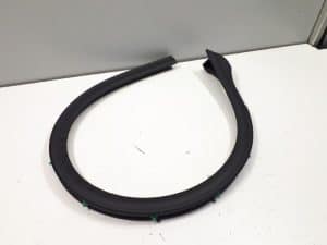 19993644 – 10A837651 – Türgummi 4-türig links vorne