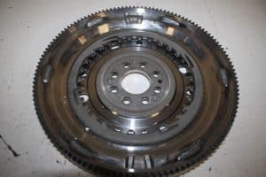17810078 – 06K105266 – Vliegwiel