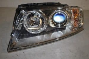 17819386 – 4E0941003BM – Koplamp links