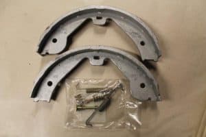 17786962 – 7L0698525 – Bremsklotz hinten