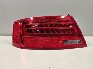 23618783 – 8T0945095H – Taillight, left