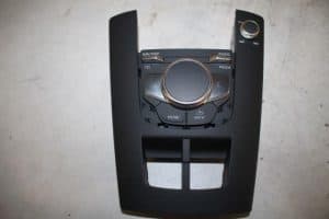 17822236 – 8V0919614BS – Regelunit Multi Media