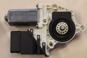 17787265 – 1J4959812C013 – Door window motor