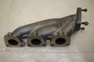 17798941 – 06E253033T – Uitlaatspruitstuk