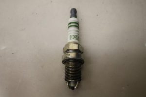 17798557 – F7LTCR – Bougie