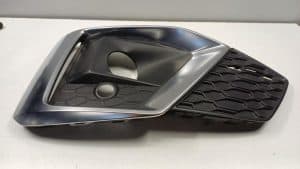 23687719 – 8W6807681T3Q7 – Bumper Rooster