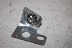 17831508 – 5FF821431 – Schermdrager links-voor