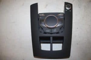 17822237 – 8V0919614BS – Regelunit Multi Media