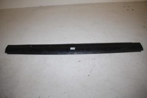 17803640 – 8E0121292H – Luchtgeleider