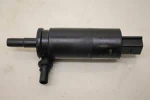 17795888 – 6R0955681 – Headlight washer pump