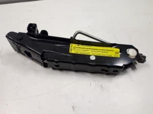 23658540 – 8P0011031C – Jack