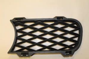 17786940 – 7L6853684A9B9 – Stoßstangenrost