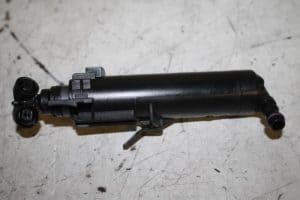 17812461 – 8K0955102B – Headlight washer