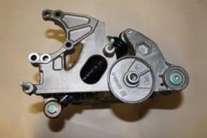 17787561 – 059117021C – Oliekoeler