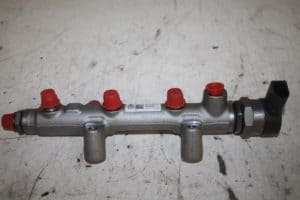 17817003 – 059130090CN – Brandstofverdeler