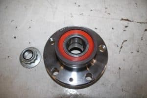 17824812 – 6Q0598611 – Wiellager achter