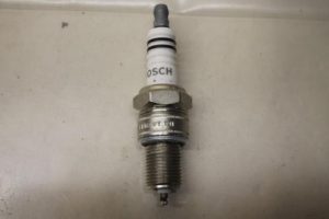 17798531 – WR8DCX – Bougie